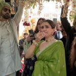 Sanya Malhotra Instagram - Dulhan ki emotional sister 🥹💞 @shagunn23 ✨💞 I love you too much 💞