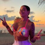 Sarah Fraisou Instagram - 😜GOOD VIBS 🇹🇭😜#thailand🇹🇭 #positivity #holiday #sarahfraisou #playa Tann Terrace Phuket
