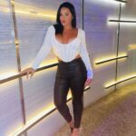 Sarah Fraisou Instagram - 🤩Être déterminé est ma passion #pictureoftheday #dubai Verde Dubai