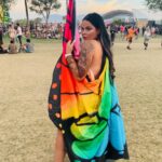 Sarah Fraisou Instagram - 🌈Un grand merci @aufeminin 🌈 très prochainement nos aventures sur @mytf1_off #coachella #palmsprings #picoftheday #life #2019 #lifestyle #butterfly @wevents.wesley