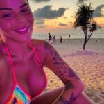Sarah Fraisou Instagram - 😜GOOD VIBS 🇹🇭😜#thailand🇹🇭 #positivity #holiday #sarahfraisou #playa Tann Terrace Phuket