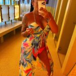 Sarah Fraisou Instagram - 🏝️🌈🌸🌺 #picoftheday #color #funny #thailand #pink #love #life #smile Zippy Day Club