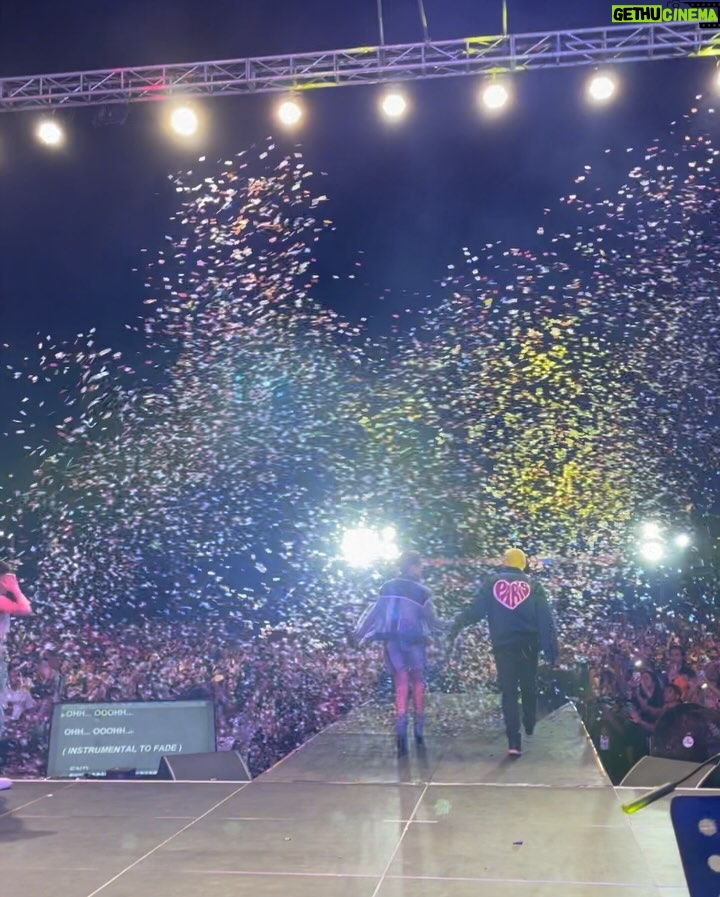 Sarah Geronimo Instagram - Bago City!!!! Maraming salamat!! Mahal ko kayo!! Bago City, Negros Occidental