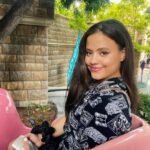 Sarah Jeffery Instagram - thanks for havin me today @disneyland 💛 #disneyland Disneyland