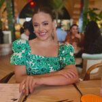 Sarah Jeffery Instagram - no one does it like @planta does it. thank you for having us at your new Marina Del Rey location we are lifers 💚🌱🥑 #plantbased PLANTA