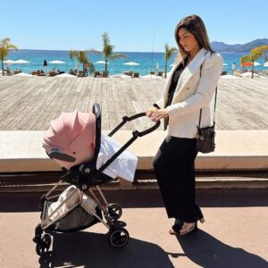 Sarah Lopez Instagram - Première balade … 🤍