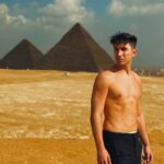 Sascha Burci Instagram - 🇮🇹: Ora che ho visitato le grandi Piramidi d’Egitto, posso confermare che non sono state create dall’uomo 👽 Oltre ad aver acquisito dell’energia antichissima spero sia arrivata anche quella universale, così da evolvermi ancor di più e di prendere tutto ció che mi spetta! Buon anno a tutti 🤍 🇬🇧: Now that I have visited the great Pyramids of Egypt, I can confirm that they are not human-made 👽 I gained some very ancient energy and I hope the universal energy has also arrived too, so I can evolve even more and take all that I am entitled to! Happy New Year to all 🤍 Great Pyramids of Giza, Cairo, Egypt