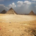 Sascha Burci Instagram - 🇮🇹: Ora che ho visitato le grandi Piramidi d’Egitto, posso confermare che non sono state create dall’uomo 👽 Oltre ad aver acquisito dell’energia antichissima spero sia arrivata anche quella universale, così da evolvermi ancor di più e di prendere tutto ció che mi spetta! Buon anno a tutti 🤍 🇬🇧: Now that I have visited the great Pyramids of Egypt, I can confirm that they are not human-made 👽 I gained some very ancient energy and I hope the universal energy has also arrived too, so I can evolve even more and take all that I am entitled to! Happy New Year to all 🤍 Great Pyramids of Giza, Cairo, Egypt