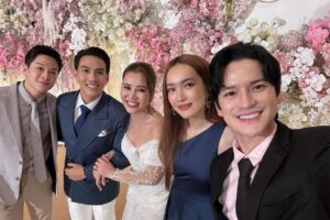 Sattaphong Phiangphor Instagram - ขอแสดงความยินดีกับเจ้าบ่าวเจ้าสาว @leesawls14 @fiatapijira ด้วยนะครับ ขอให้มีความสุขมากๆนะครับทั้งคู่ ❤️🤟🏻