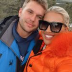Savannah Chrisley Instagram - Thanking God for brothers 🥰❤️ the dynamic duo is in full force this trip!! Can’t tell you the last time we told each other to kick rocks! #makingprogress 🤣
