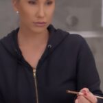 Savannah Chrisley Instagram - Beverly Hills has a special place in my heart 😉💕 @sassybysavannah ••• THE DESTINATION SASSY 3 PALETTE BLOCKBUSTER INCLUDES 3 PORTABLE PALETTES INSPIRED BY MY FAVORITE CITIES. EACH PALETTE INCLUDES 4 HIGHLY PIGMENTED EYESHADOW SHADES, 1 LUMINOUS POWDER BLUSH AND 1 RADIANT POWDER HIGHLIGHTER.