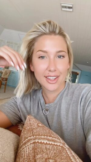 Savannah Chrisley Instagram - APPEAL UPDATE 😭❤️ I WILL NEVER STOP FIGHTING FOR YOU MAMA AND DADDY! 
•••
Oral argument in an appellate court represents a critical moment in every case. The briefs are written, and the panel may already be leaning towards a decision. Oral argument, therefore, is an opportunity to cement the panel’s decision in your favor, or perhaps your final chance to save your case!!