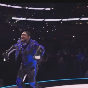 Scooter Braun Instagram - USHER. There is only one. But let’s also address some things no one is talking about. This man is 45 years old and dancing and singing live like he is 20 years old. I repeat… Usher sang LIVE and danced like that the entire set!! He even skated!! He has entertained us all for 30 years and last night he gave a concert in 13 min the world will never forget. It was a celebration of his career and a movement that took place in ATLanta that brought back so many amazing memories for so many of us. I’m proud to call this man my friend and brother. I could not be more proud and happy for you @usher. I love you man! Haha. So much so I let you dress me up as you after the show (slide 9). I have never seen you more amused. Haha. You are the 🐐 my friend. Congratulations again on the incredible Super Bowl performance and that football game they played around it 😄. What an incredible night.