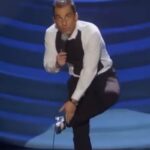 Sebastian Maniscalco Instagram – Why would anyone wanna take their shoes off in your home?

Tag someone who makes you do this.