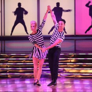 Selma Blair Instagram - I found friends, family, and love when I broke out of jail last night…♥️ @dancingwiththestars @disneyplus