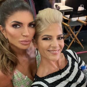 Selma Blair Instagram - I found friends, family, and love when I broke out of jail last night…♥️ @dancingwiththestars @disneyplus