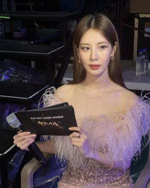 Seohyun Thumbnail - 366.3K Likes - Top Liked Instagram Posts and Photos