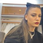 Serenay Sarıkaya Instagram - Son kez @ailetvdizi ✨♥️Hepinizi çok seviyorum kucaklıyorum. Yeniden bir yerlerde karşılaşmak üzere…🌹