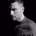 Sergey Lazarev Instagram – Сегодня 6 лет потрясающе красивому клипу на нашу совместную песню с Димой Биланом @bilanofficial «Прости меня». Эта песня и видео работа – вне времени и жанров. Это очень взрослый и философский клип. Очень люблю это видео🖤 если вы еще не видели, обязательно посмотрите! #простименя #лазарев #билан #сергейлазарев #димабилан
Наверное, стоит уточнить, на всякий случай 🤦🏻‍♂️, что песню мы поем не друг другу, а то время такое-вдруг опять кто-то что-то увидит и услышит не то, что заложено в песне и клипе… 🤷🏻‍♂️