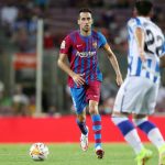 Sergio Busquets Instagram - Feliz por la victoria y empezar la liga con tres puntos pero mucho mas feliz por volver a tener a nuestra afición en la grada y sentiros tan cerca 💙❤️ @fcbarcelona #forçabarca