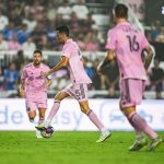 Sergio Busquets Instagram - Muy feliz de empezar esta nueva etapa en @intermiamicf Muchas gracias por el recibimiento. Esto solo ha hecho más que empezar 💪🏼🩷🖤