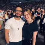 Sergio Malheiros Instagram - Que privilégio poder ver e ouvir @paulmccartney ao vivo no Maracanã 👏🏾❤️ Uma noite que eu jamais vou esquecer. Confesso que até agora não consigo acreditar. Muito obrigado por essa noite especial @caiobucker e @bonustrack.live 👏🏾😅 #PaulMcCartneyGotBack