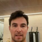 Sergio Pérez Instagram - Gracias a los Distribuidores de combustibles y lubricantes Mobil por acompañarme en esta temporada.
