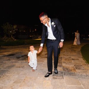 Sfera Ebbasta Instagram - Auguri sorellina mia ♾️