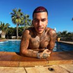 Sfera Ebbasta Instagram - 3 aerei e 1 elicottero in 2 giorni Catania, Italy