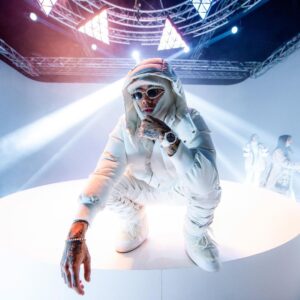 Sfera Ebbasta Instagram - La sua sa di caramelle tipo Ha-ri-bo 🍭