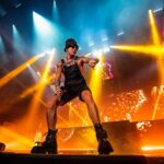 Sfera Ebbasta Instagram - Rimini è stato solo l'inizio, ci vediamo domani e dopodomani a Milano 😈 Aggiunti eccezionalmente biglietti parterre extra per il 25 e il 26 Settembre al Mediolanum Forum 😇 Trovate tutte le info nelle stories. non fartelo raccontare! Rimini Italy