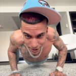 Sfera Ebbasta Instagram - Ti sta ….. 👙🍑