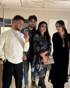 Shahveer Jaffery Instagram - Dinner and long conversations 🕺🏻