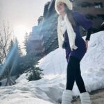 Shama Sikander Instagram - Walking in a winter wonderland ❄️ . . . #winters #Courchevel #france #shamasikander Courchevel, France