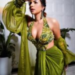 Shama Sikander Instagram - Searching for the weekend vibes like… Who else is on the lookout? Comment below 👇 . Outfit - @anshikatakofficial Make up - @dishisanghvii Hair - @faces_by_sarahh @nidhii.makeovers Jewellery- @argentumbeyou Managed by - @alishataimoor_ Photographer - @abhay_r_kirti . . #weekendvibes #beauty #shamasikander
