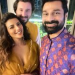 Shama Sikander Instagram - Diwali Doston wali….🪔😇♥️ . . . #diwali #friendsforever #shamasikander Mumbai, Maharashtra