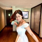 Shamita Shetty Instagram - Nothing outside yourself can cause you any trouble . You yourself make the waves in your mind . If you leave your mind as it is , it will become calm . ~ Shunryu Suzuki #livelife #loveyourself #happiness #peace #love #gratitude