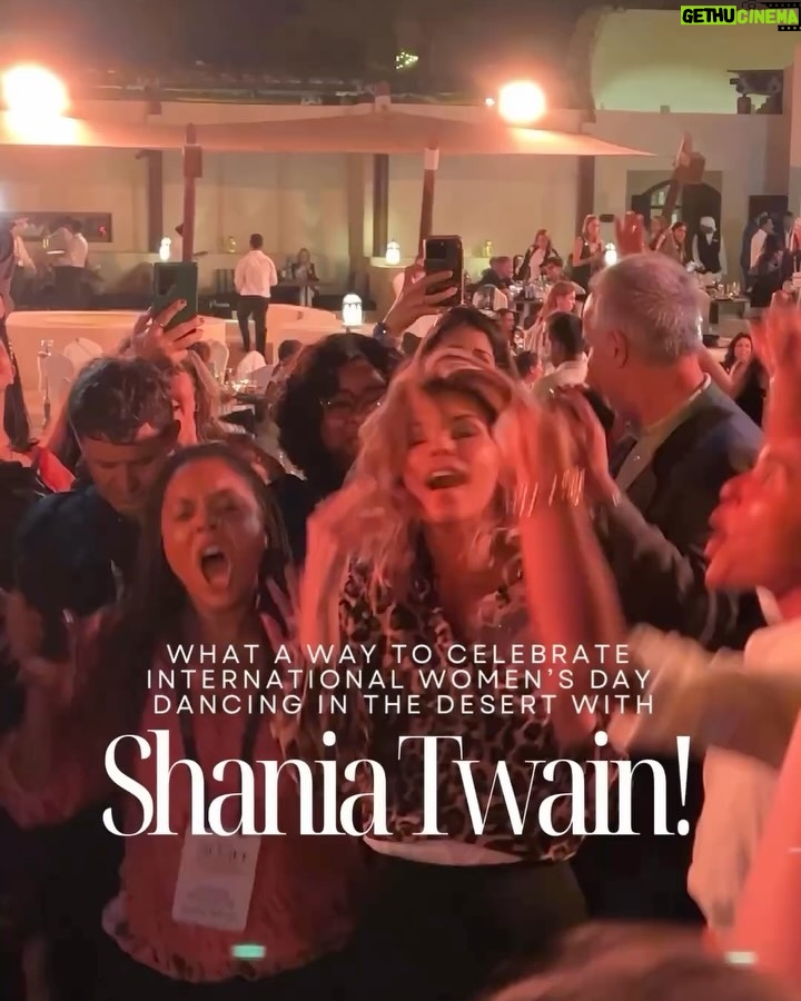 Shania Twain Instagram - I have connected with some of the most incredible and inspiring women as part of #Forbes3050 International Women’s Day Summit - what a way to spend a week!! From talking with young women at Cranleigh Abu Dhabi school, to conversations over dinner with so many interesting people, and we even had a girls night in the desert!! 🤠 Happy International Women’s Day! Abu Dhabi, United Arab Emirates