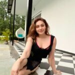 Shefali Jariwala Instagram - New year … New Day… same Me ! #love #happy #travelgram #bestlife #instatravel #photooftheday