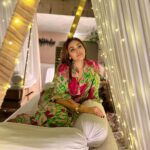 Shefali Jariwala Instagram - About last night … My favorite place to be is beneath the stars ✨⭐️💫 . . . Dreamy & cozy decor @gopaldecorator Vibe @abhijackbad Styled by @stylebytanii Outfit @silsilaindia Jewellery @the_jewel_gallery #dreaming #loveandlight #shinebright #glowing #gratitude #weekendvibes #instagood