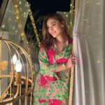Shefali Jariwala Instagram - About last night … My favorite place to be is beneath the stars ✨⭐️💫 . . . Dreamy & cozy decor @gopaldecorator Vibe @abhijackbad Styled by @stylebytanii Outfit @silsilaindia Jewellery @the_jewel_gallery #dreaming #loveandlight #shinebright #glowing #gratitude #weekendvibes #instagood