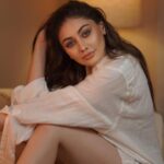 Shefali Jariwala Instagram - Cozy… #december #vibe . . . #warmandcozy #tuesday #potd