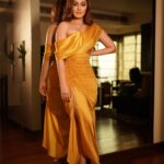 Shefali Jariwala Instagram - Golden hour ! @isinghphotography Styled by @stylebytanii Look @arokaofficial Jewellery @rimayu07 @makeup.yasmin @rehanna.sayyed_thehairstyles @farukh.shaikh . . . #workmode #delhidiaries #ootd #instafashion #gold #love #thursday #pic