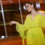 Shefali Jariwala Instagram - Shine bright like city lights ✨✨✨✨ #thursdaythoughts Wearing @mandirawirkhq @isinghphotography @makeup.yasmin @farukh.shaikh . . . #thursday #pic #shinebright #ootd #lookoftheday #instamood #dressup #love #picoftheday