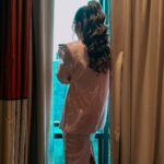 Shejoun Instagram - خطة تنسيق ازياء شجون للمؤتمر الصحفي لمسلسل غسيل في الرياض 🫶 styling plan for @shoooj press conference in riyadh 👗 Riyadh