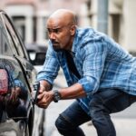 Shemar Moore Instagram - ALL NEW ACTION PACKED EPISODE of @swatcbs TOMORROW NIGHT!!!!! 8pm on @cbstv @paramountplus 🔥💣💥