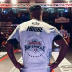 Shemar Moore Instagram - Ayyeeee your boy is on 🔥🔥🔥 representing @airmailcityla at the @americancornholeleague SUPERHOLE IV …. If you’re not tuned in to @espn 8 The Ocho , what are you waiting for??? Next round, here we come!!!!
