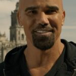Shemar Moore Instagram - Greetings from Mexico City 🇲🇽 #SWAT is back and in action February 16 — you ready ?