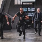 Shemar Moore Instagram - More stills from TONIGHTS @swatcbs episode!!! You don’t want to miss this one! 💣🔥💥