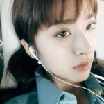 Shen Yue Instagram – 我又在高速上喝太多水啦！